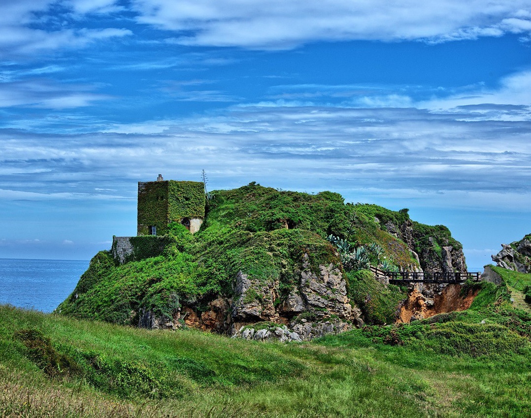 Spanish historic architecture